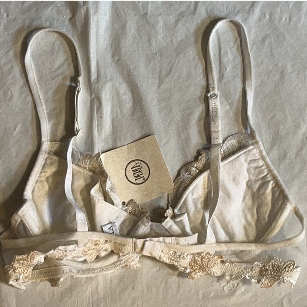 Vintage La Perla Ivory Floral Lace Luxury Italian Underwire Bra Size: 34B NWT - Picture 3 of 13